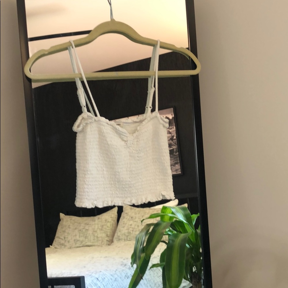 White scrunched crop top